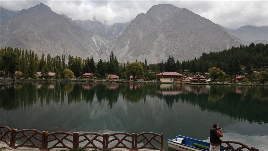 Pakistan’s Vanishing Migratory Birds: Wetlands in Peril Amid Climate Crisis and Human Interference