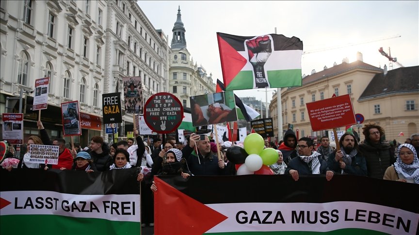 Thousands Rally Across Europe Against Gaza Siege and Civilian Deaths, Demand Sanctions on Israel