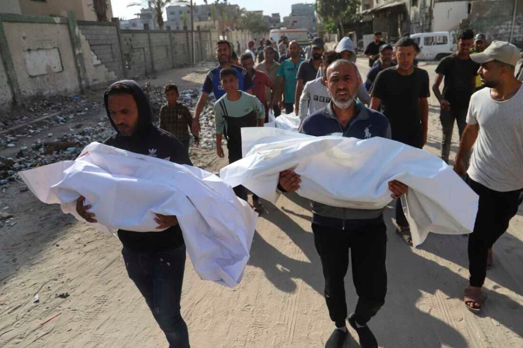 Dozens Seeking Aid Among 82 Killed in Israeli Strikes on Gaza