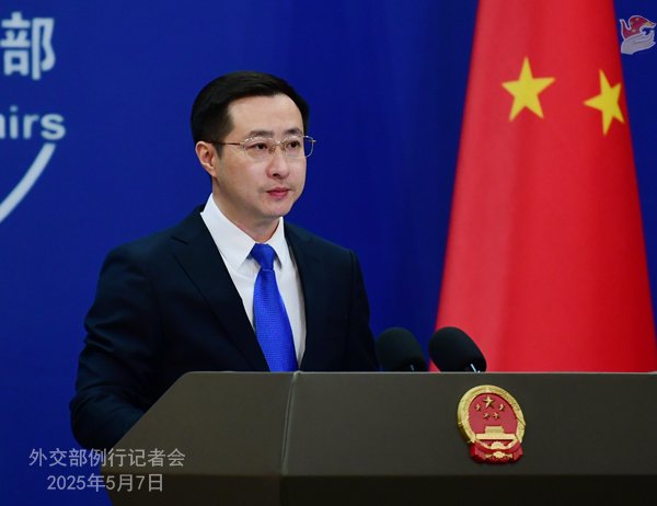 China Opposes Use of Force Following Trump’s Iran Warning