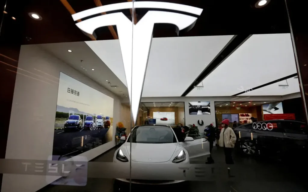 Tesla’s U.S. EV Market Share Falls to Lowest Since 2017 as Rivals Gain Ground