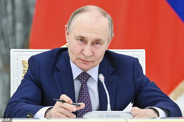 Russia Denies Backing ‘Zero Enrichment’ Terms in Iran Nuclear Talks