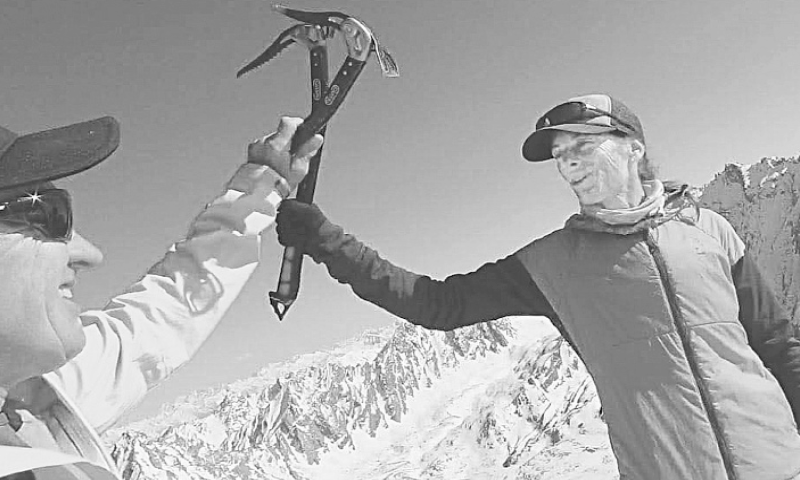 Russian Duo Conquers Nanga Parbat via New Route as Rescue Effort Unfolds on Broad Peak