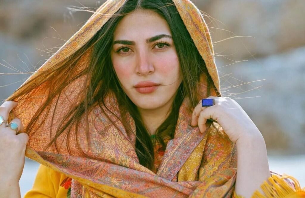 Naimal Khawar Makes a Stunning Comeback to Acting After 5 Years!