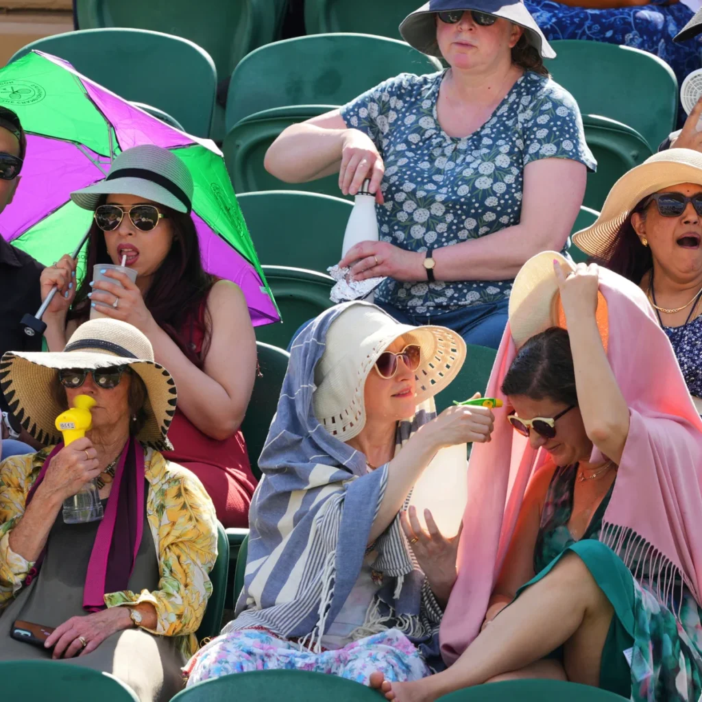 Wimbledon 2025 Begins Under Scorching Heat as Players and Fans Embrace Tennis Tradition