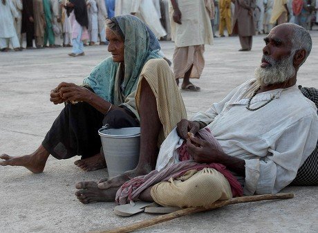 Pakistan’s Street Beggars: A Hidden Industry pakistani beggars