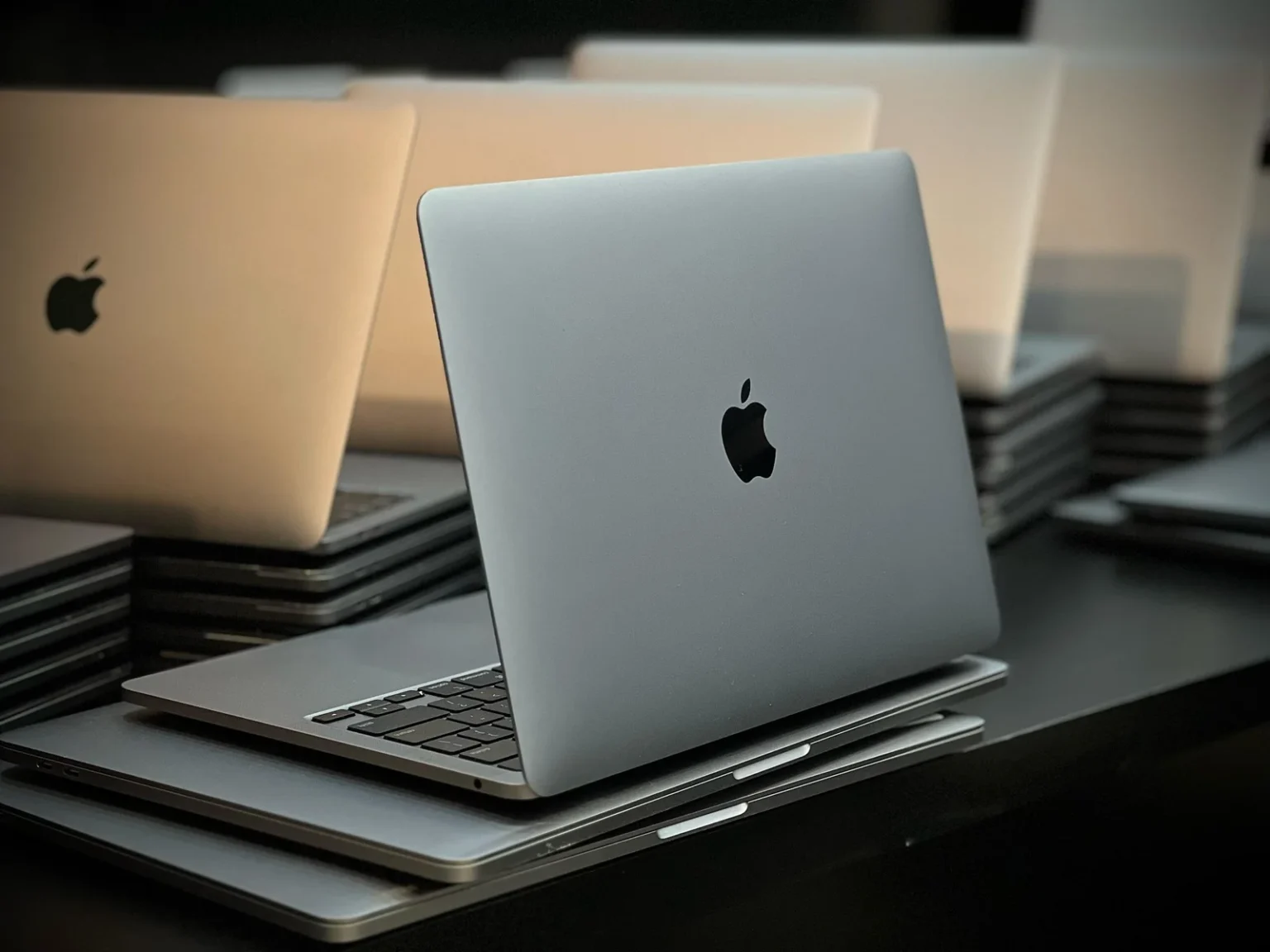 MacBook Pro A1322 Review Pakistan 2025: Specs, Performance & Price MacBook Pro A1322 in pakistan