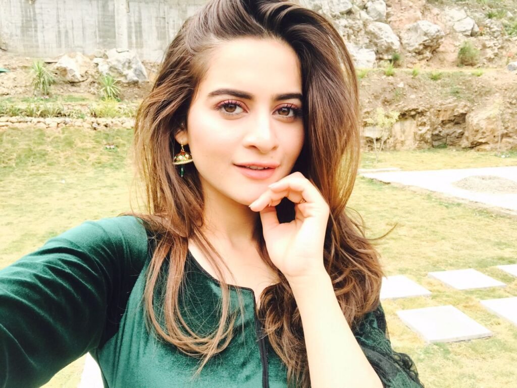 Aiman Khan and Muneeb Butt Welcome Their newborn Daughter Aiman Khan and Muneeb Butt