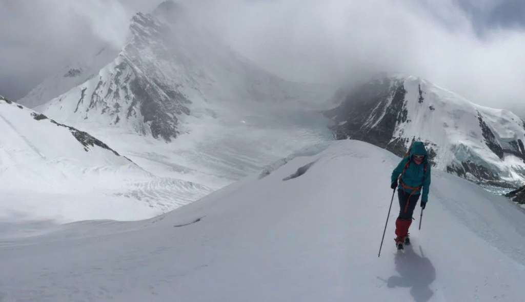 Climate Change Disrupts Mountaineering Season in Karakoram as Glacial Retreat and Hazards Increase Karakoram climbing season 2025 climate impact