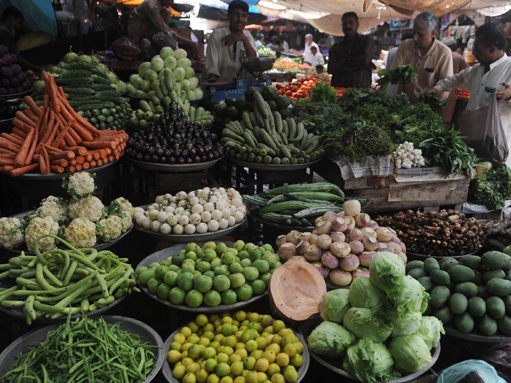 Floods and Rains Cause Vegetable Shortages, Prices Surge
