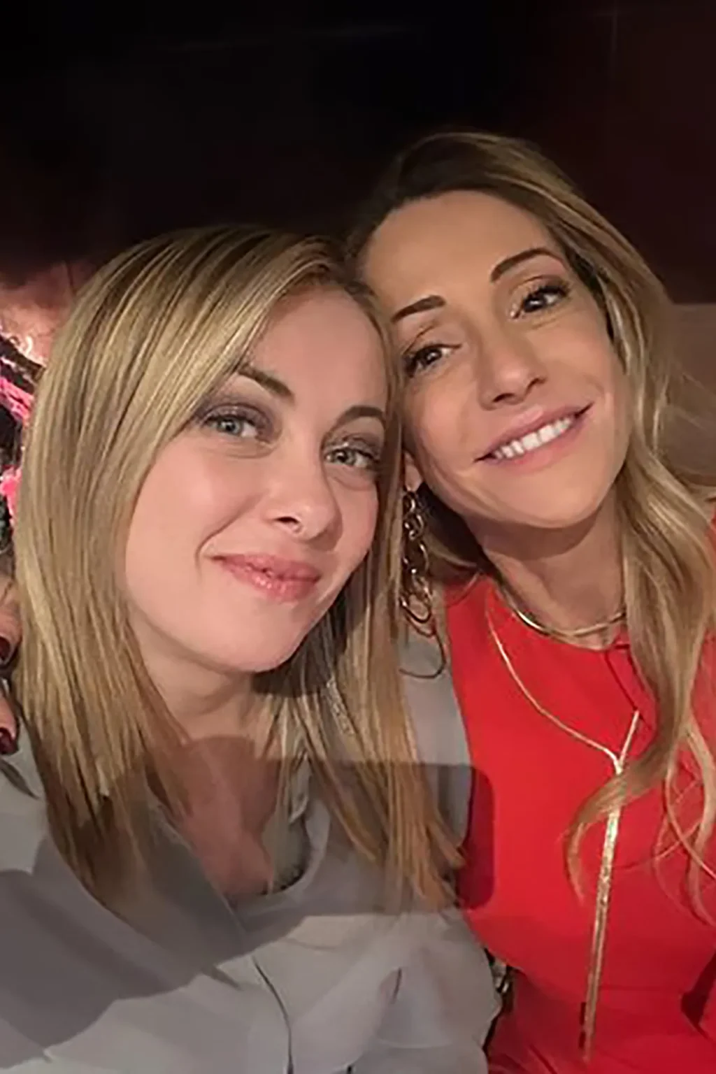 Italian PM Meloni and Her Sister’s Edited Pornographic Images and Public Outrage Italian PM Meloni and her sister Ariana Meloni