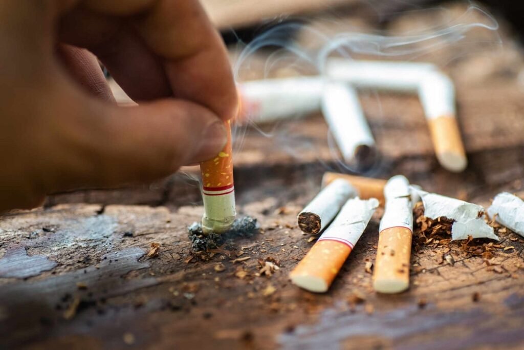 Saudi Arabia Imposes Penalties for Smoking in Food Sector