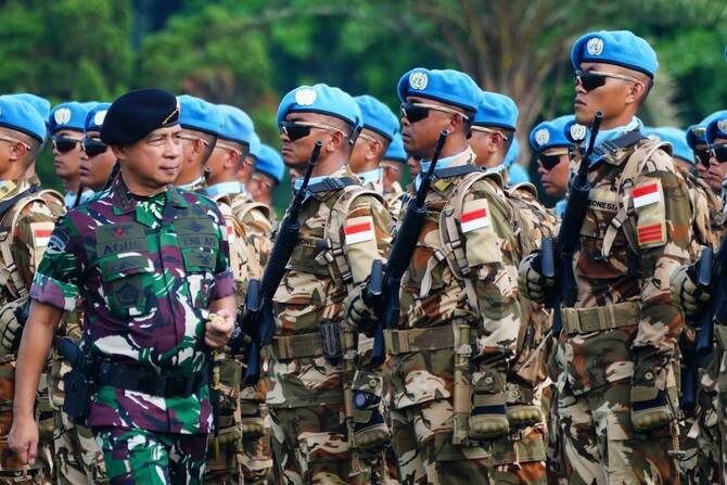 Largest Muslim country is sending 20000 troops to Gaza Indonesia is sending 20000 troops to Gaza