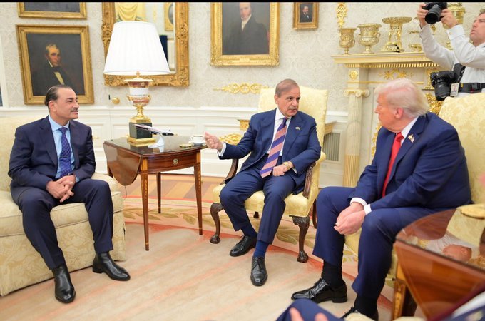 PM Shehbaz Lauds Trump’s Peace Efforts, Strengthening Pakistan-US Relations Senator Faisal Vawda stirs a debate about a crucial press conference today that can define future of politics
