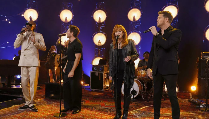 The Voice Contestant Proposes on Stage Before Blind Audition Voice Season contestant