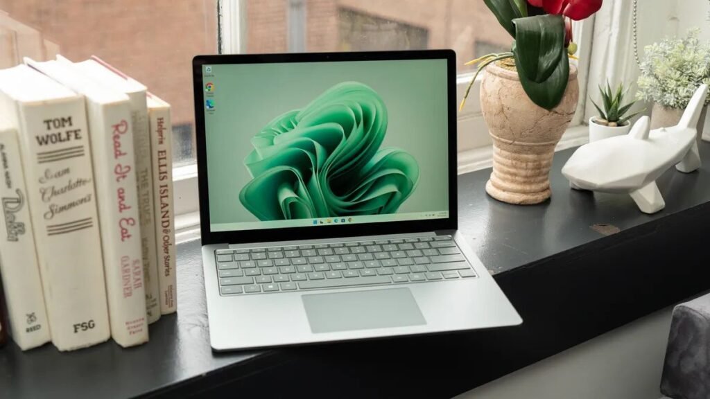 Microsoft Surface Laptop 13-inch: The Perfect Blend of Power and Portability Microsoft Surface Laptop 13-inch: The Perfect Blend of Power and Portability