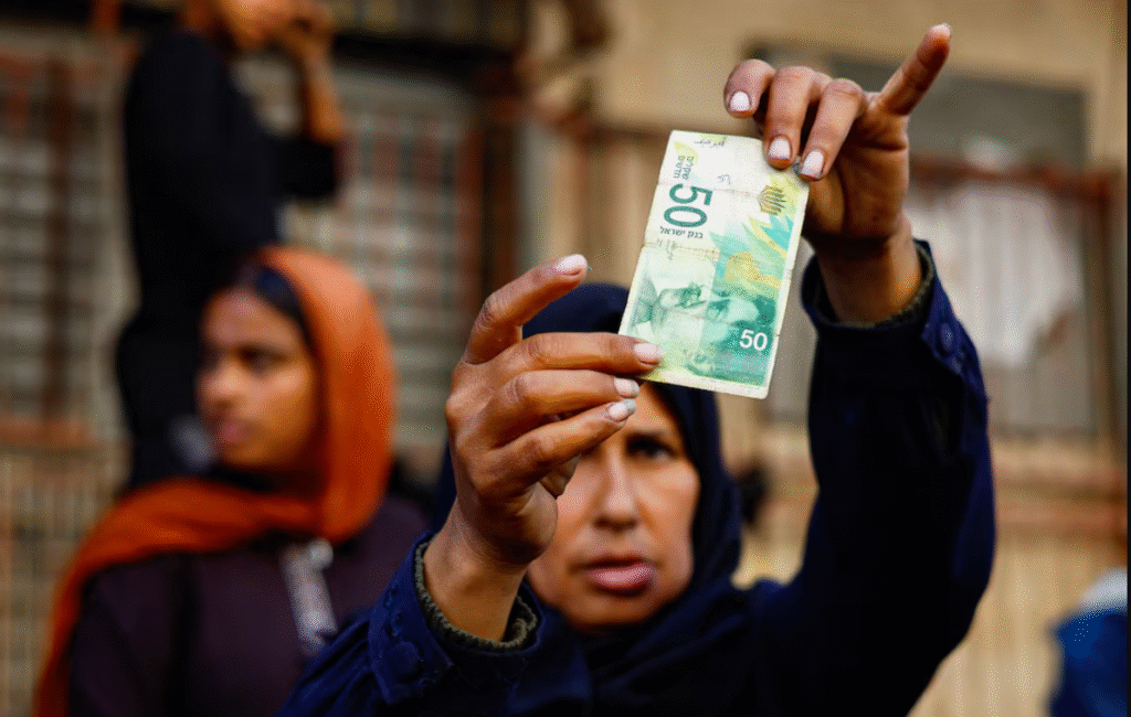 Gaza’s Silent Struggle: Banks Reopen but Cash Remains Out of Reach Gaza cash shortage