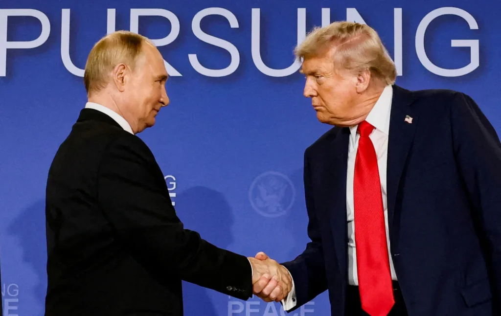 US Holds secret Peace Talks with Ukraine and Russia in Abu Dhabi Russia applauds U.S. National Security Strategy shift as Moscow, Washington, and Kyiv navigate renewed tensions and stalled peace efforts.