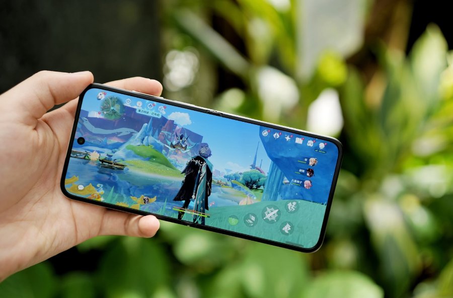 Xiaomi Mix Flip 2 Goes on Sale with Bigger Battery & Smart Accessories Xiaomi