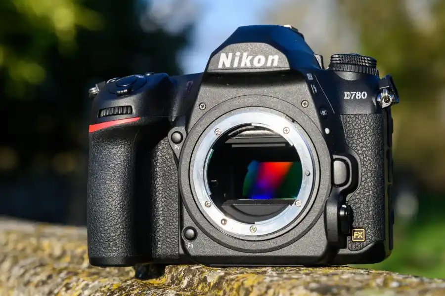 Best DSLRs 2025: Nikon, Canon & Pentax Cameras Reviewed dslr