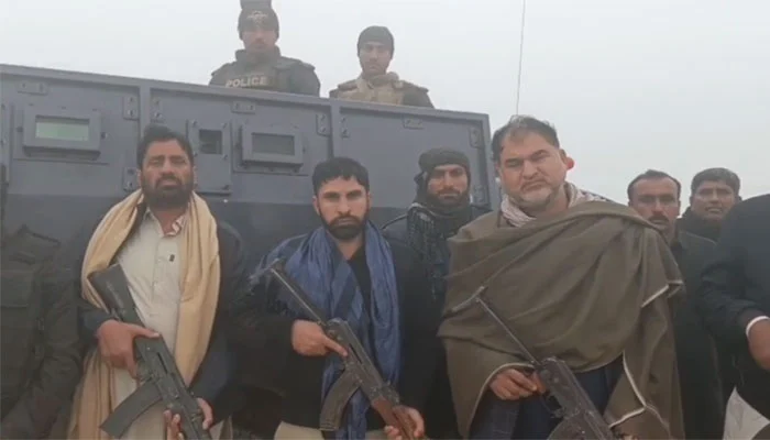 All passengers abducted in Ghotki recovered safely: Police Police recover all passengers abducted from bus in Ghotki after operation; 13 freed alive, one found dead.