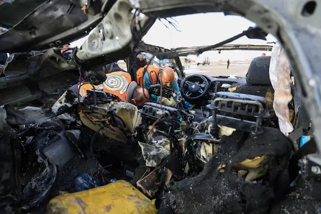 Hamas Warns Ceasefire at Risk After Israeli Strike Kills Senior Commander