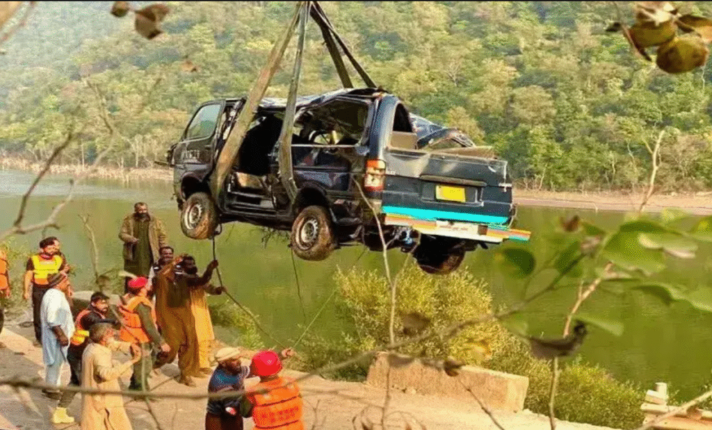 River Jhelum Tragedy: Death Toll Rises to 10 After Van Accident Near Garari Bridge River Jhelum van accident