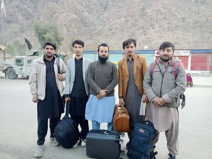 Around 200 Pakistani Students Stranded in Afghanistan Seek Return Home