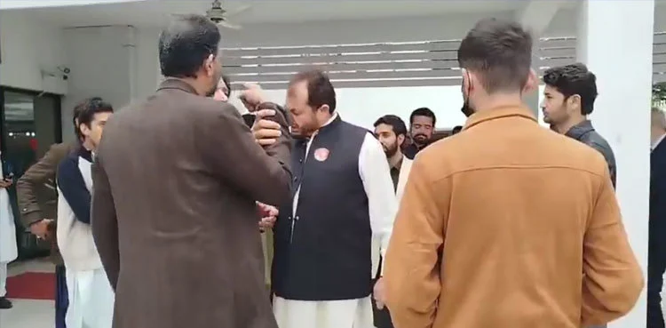 PTI MNAs Iqbal Afridi, Khurram Shahzad Virk Clash at Parliament in Viral Video