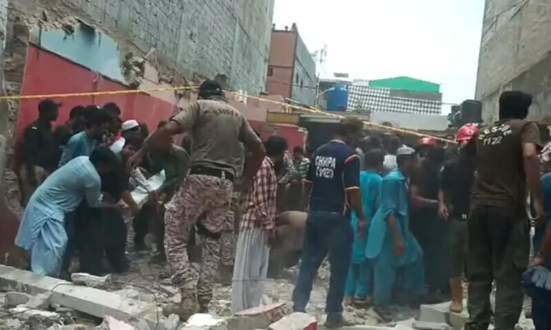 Karachi Gas Cylinder Blast Kills 13 as Rescue Teams Search for Survivors Karachi gas cylinder explosion kills 13 in Soldier Bazaar, injures many, collapses building roof as rescue operations continue.