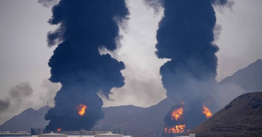 Fire Breaks Out at UAE’s Fujairah Oil Hub as Iran Threatens Retaliation After US Strike