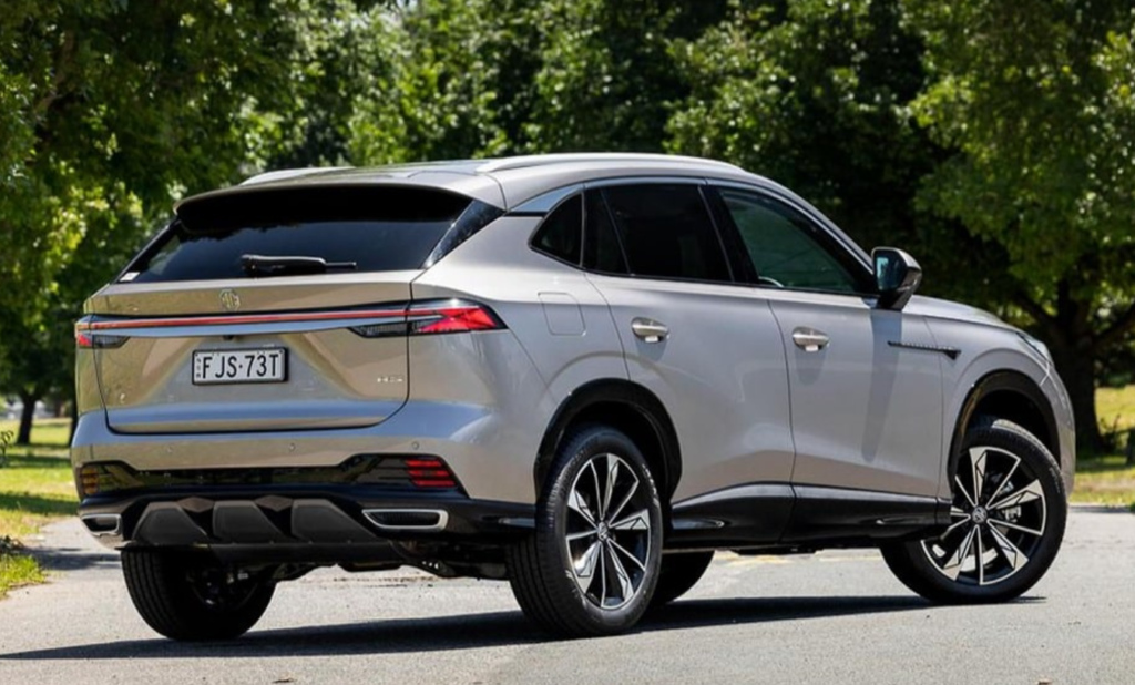 Is MG Saying Goodbye to a Fan Favorite? Signs Point to HS Essence Exit in Pakistan MG HS Essence