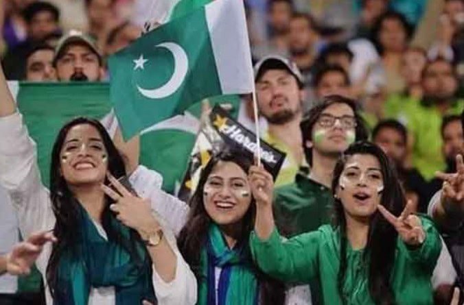 PSL Owners Call for Fans’ Return as Empty Stadiums Dampen Tournament Spirit