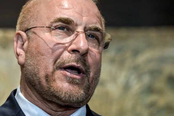 Direct Ghalibaf-Vance Talks Helped Secure Iran Ceasefire, Tehran Sources Say