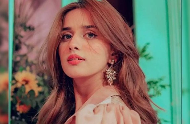 Alishbah Anjum Entertains Fans with Viral “Kaamchor” Skit Alishbah Anjum latest news