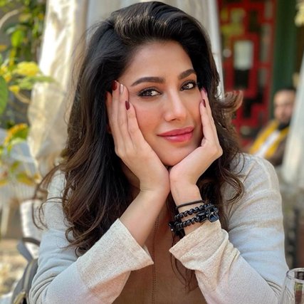 Mehwish Hayat Calls for Cinema That Builds Understanding Instead of Division