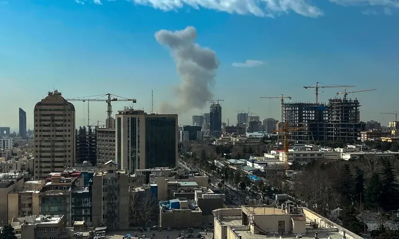 Iranian Journalist Highlights Distrust Over Uranium Transfer Debate Amid Ongoing Tensions