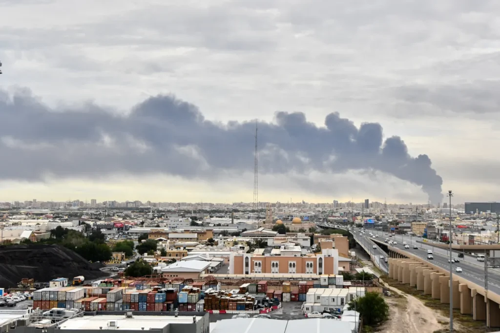 Iran Attacks US Base in Kuwait After American Strikes Near Bandar Abbas Iran Attacks US Base in Kuwait After American Strikes Near Bandar Abbas