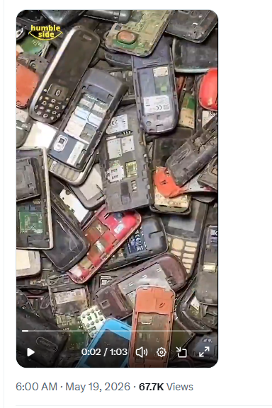 Viral Video Shows Process of Extracting Gold from Old Mobile Phones Viral video explains gold extraction from old mobile phones highlighting recycling process reducing environmental waste and mining needs