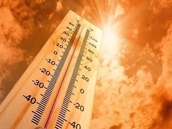 The hottest day recorded in Dadu as heatwave Sweeps Sindh Dadu Records 51.5ยฐC as Intense Heatwave Sweeps Sindh