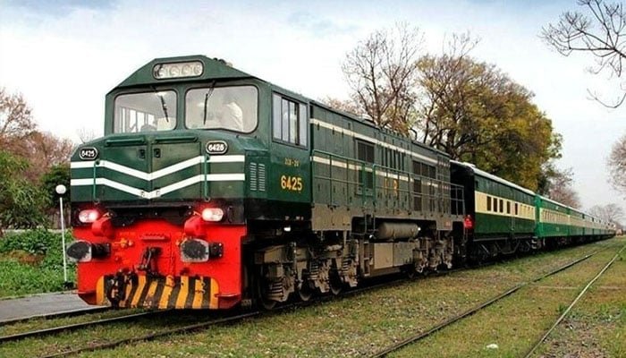 Pakistan Railways Suspends 8 Major Train Services as Fuel Prices Trigger Financial Crisis