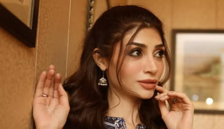 Zoya Nasir Shares Lighthearted ‘Date Night’ Moments To Delight Fans Zoya Nasir Shares Lighthearted ‘Date Night’ Moments With Her Mother