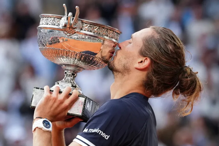 Zverev Ends Grand Slam Heartbreak With Emotional Roland Garros Victory