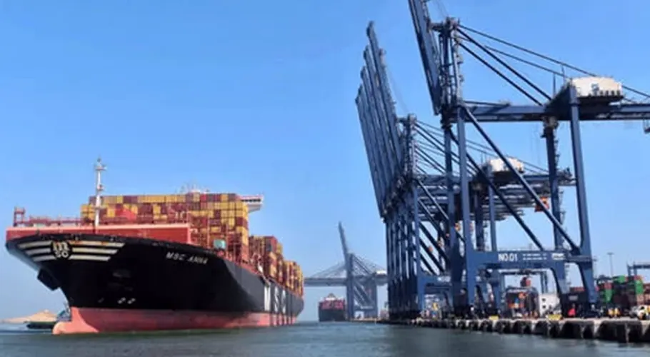 Karachi Port Climbs Global Rankings as Cargo and Ship Traffic Surge