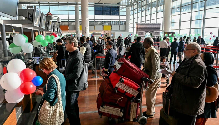 Pakistani Lawmakers Demand Diplomatic Action Over Airport Screening Abroad