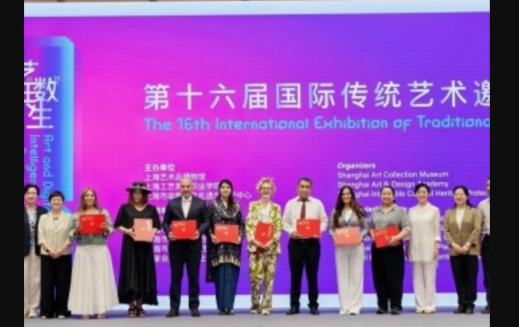Shanghai Exhibition Honors Pakistani Artist for Traditional Art Contributions Pakistani artist Shanghai traditional fine arts
