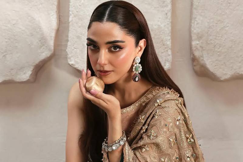 Fans Praise Maya Ali and Ahad Raza Mir’s Chemistry in “Aik Mohabbat Aur” Fans Praise Maya Ali and Ahad Raza Mir's Chemistry in Aik Mohabbat Aur