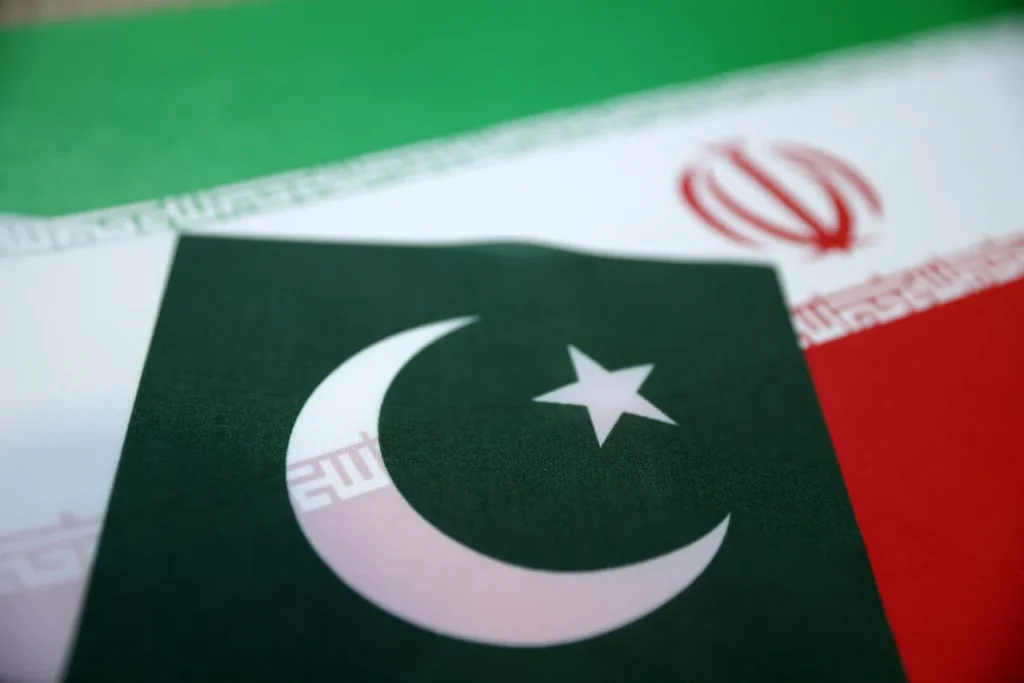 Pakistan Facilitates Return of Iranian Seafarers Amid Regional Diplomatic Efforts