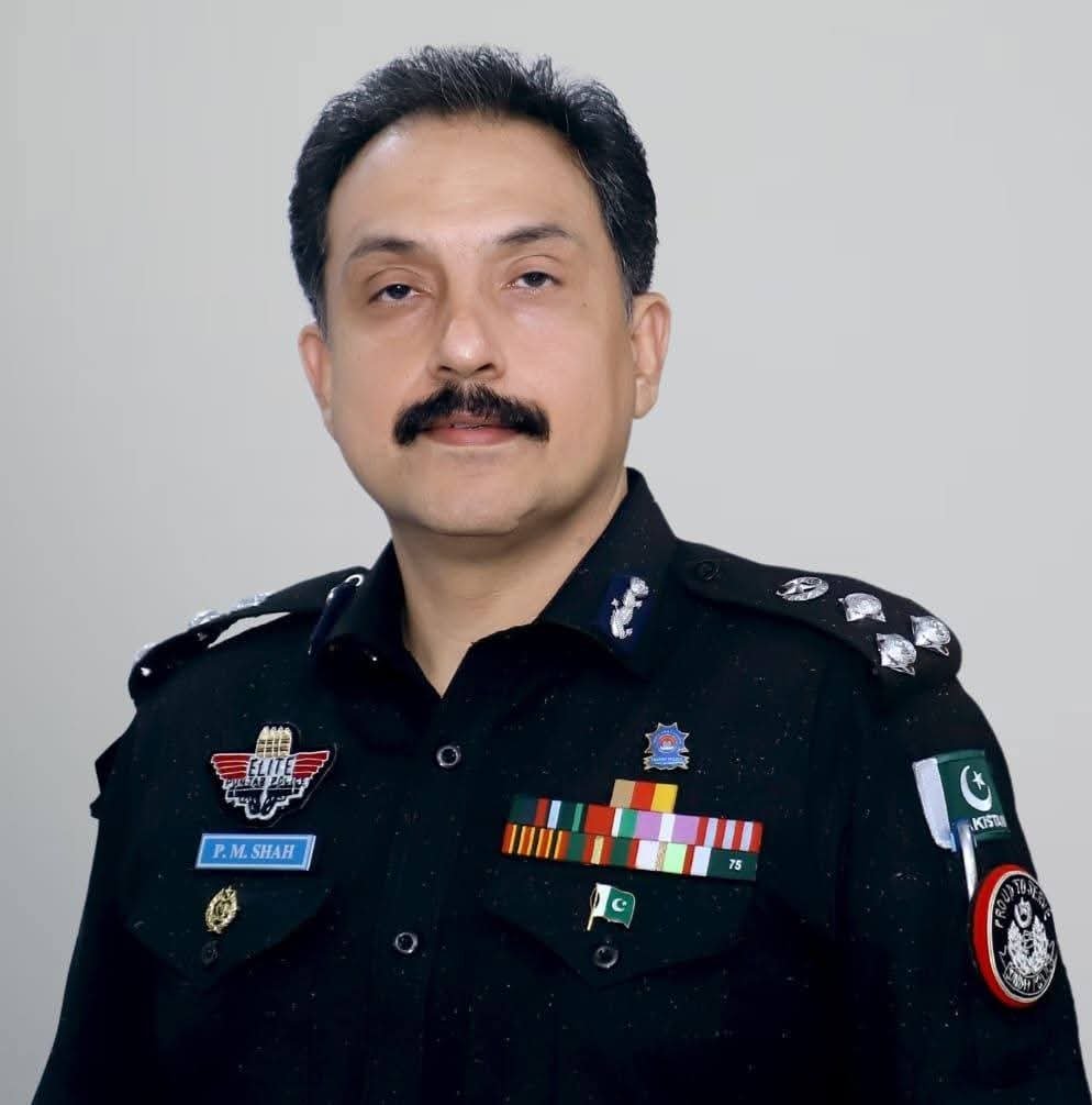 Shahrah-e-Faisal Gets Discipline: DIG Traffic Reveals Number of Daily Challans: Cameras Net Will Hit Airport, Clifton Soon Interview of Pir Muhammad Shah