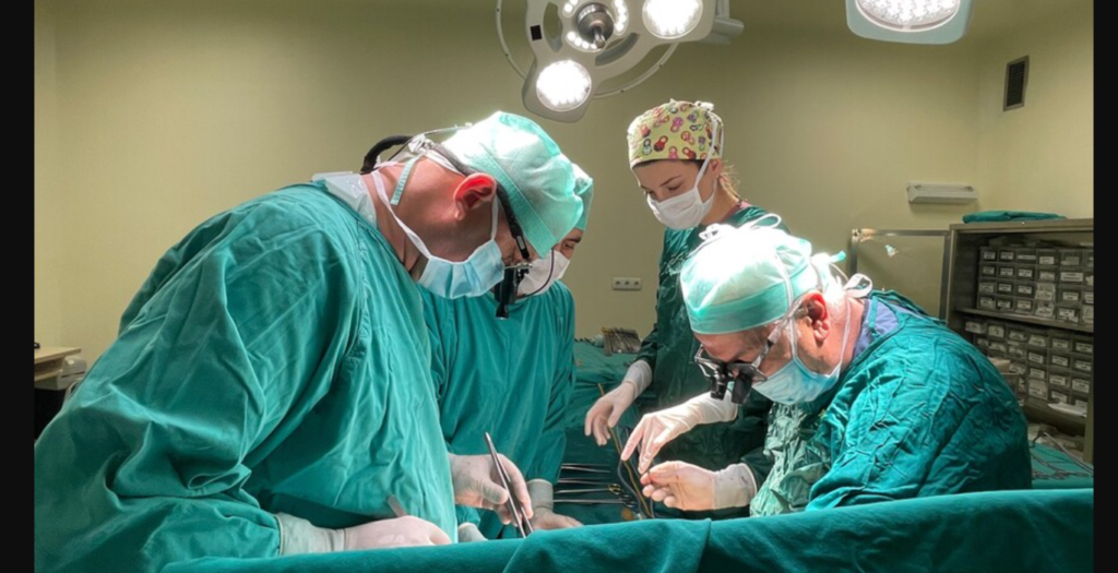 Medical Breakthrough in Turkey: First-Ever Eight-Way Liver Transplant Makes Global History world first 8-way liver transplant Turkey